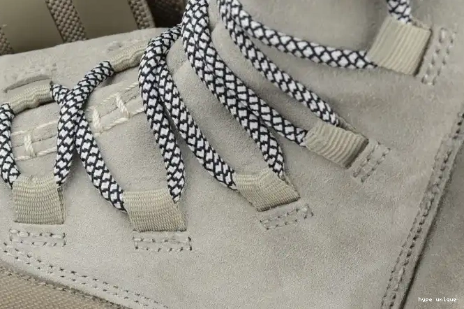 hype x Boost Yeezy Grey 750 adidas Kanye B35309 West 0613
